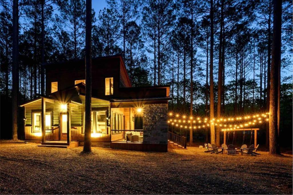 Brand New Luxury 2 Bedroom With Loft And Spa Sleeps 10 Broken Bow Exteriér fotografie