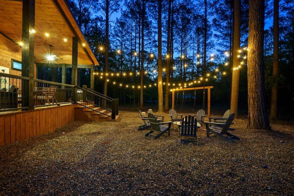 Brand New Luxury 2 Bedroom With Loft And Spa Sleeps 10 Broken Bow Exteriér fotografie